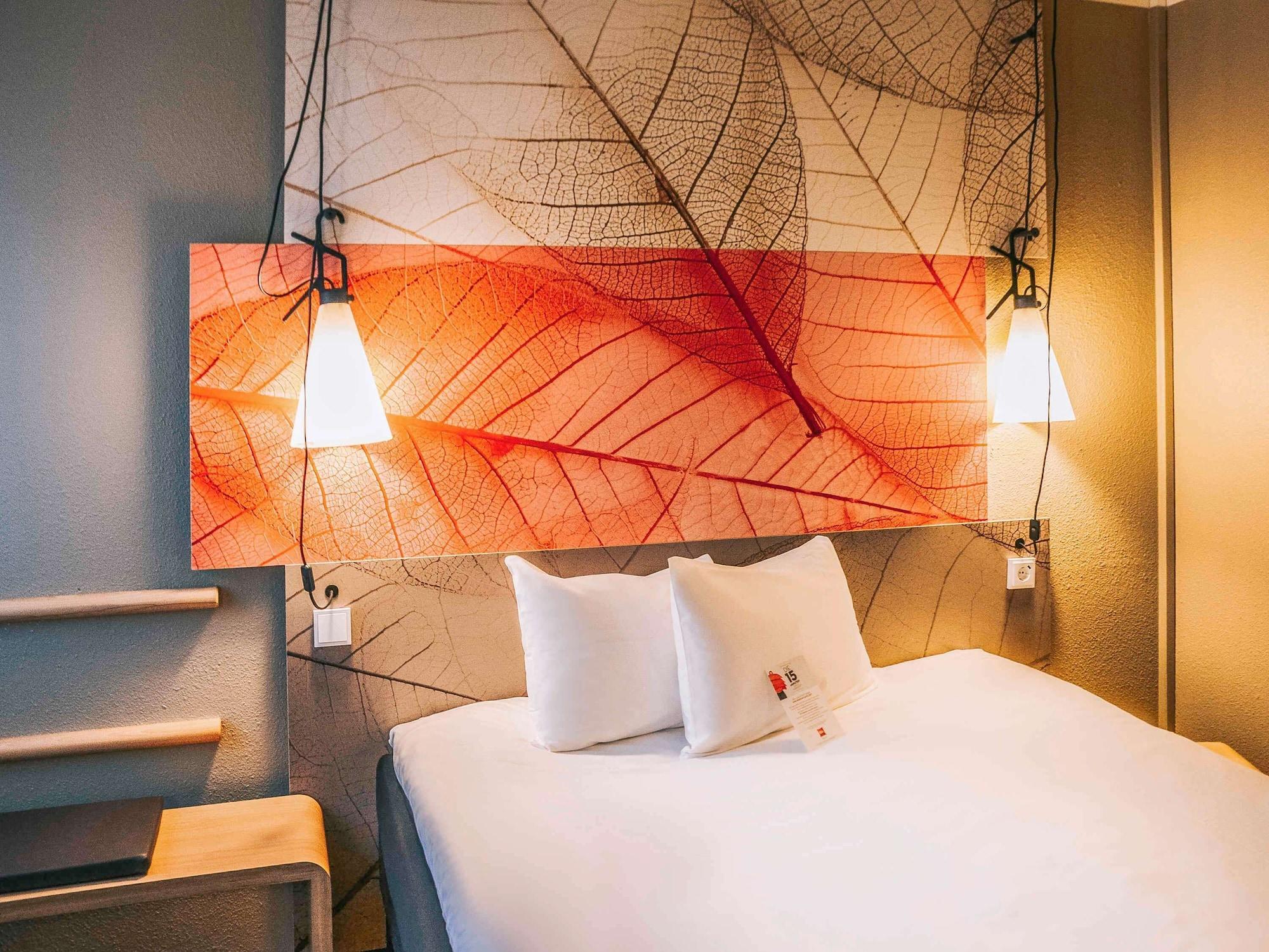 Hotel Ibis Frankfurt Airport 2*