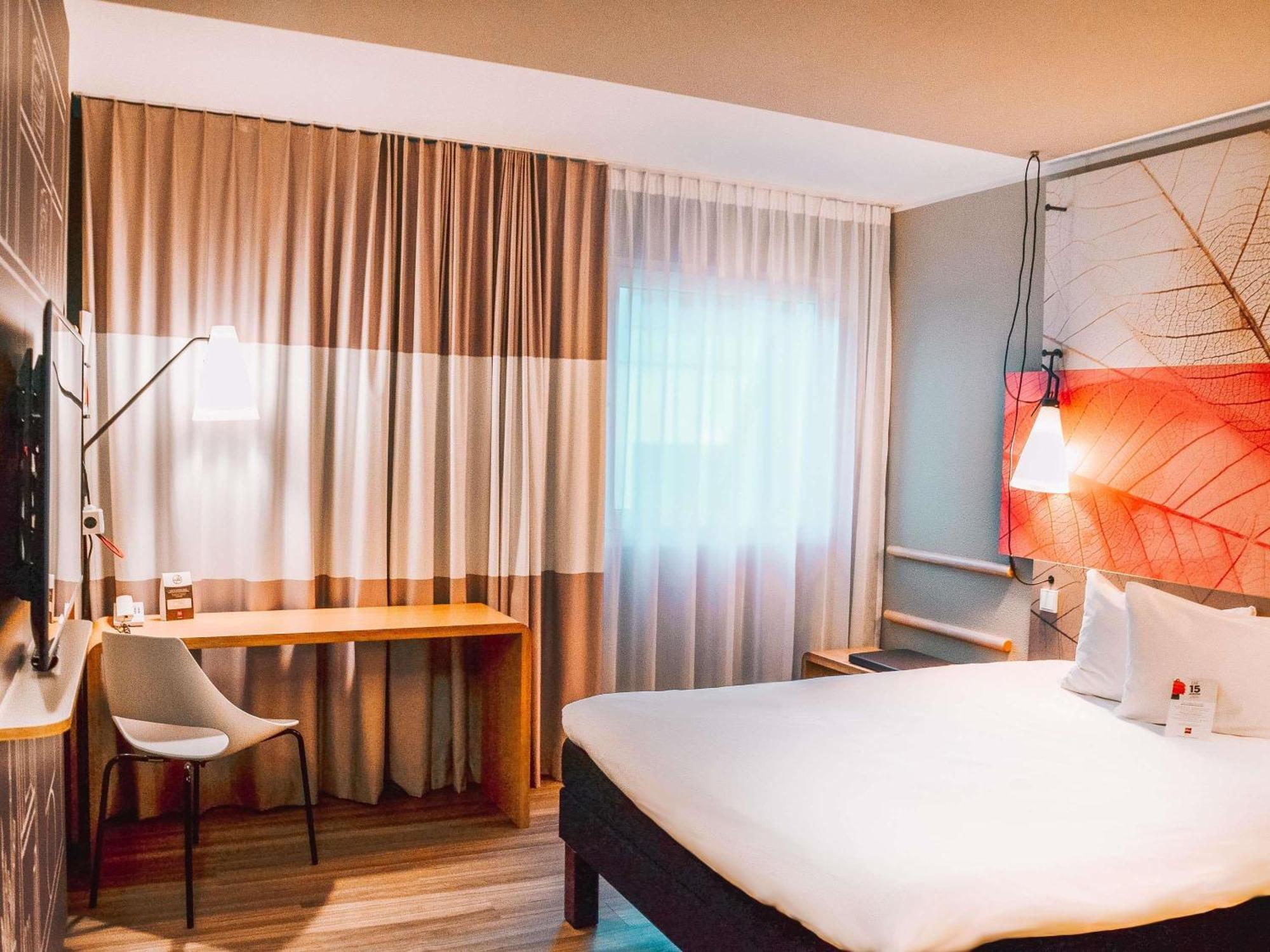 Ibis Frankfurt Airport Отель Кельстербах