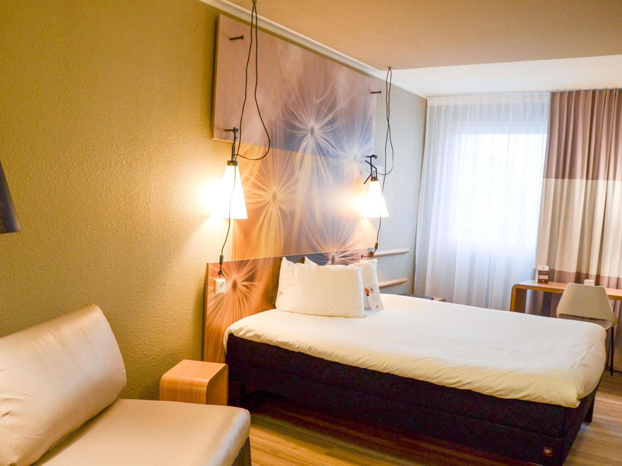 Ibis Frankfurt Airport Кельстербах